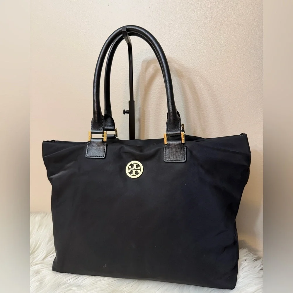 Black Medium Tory Burch Bag